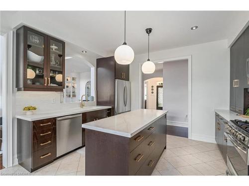 89 Foxtail Court, Georgetown, ON - Indoor Photo Showing Kitchen With Stainless Steel Kitchen With Upgraded Kitchen