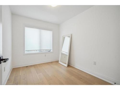 29 Rapids Lane, Hamilton, ON - Indoor Photo Showing Other Room