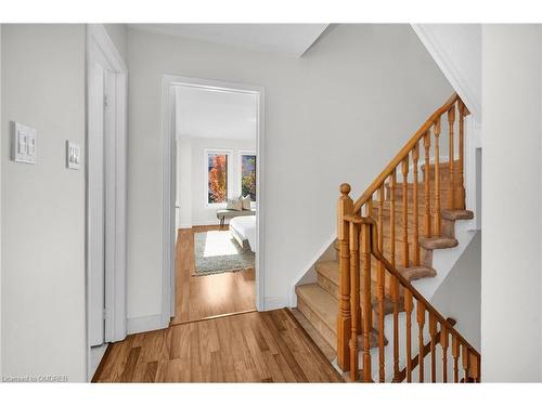 75 Gatwick Drive, Oakville, ON - Indoor Photo Showing Other Room