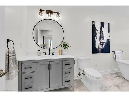 75 Gatwick Drive, Oakville, ON - Indoor Photo Showing Bathroom