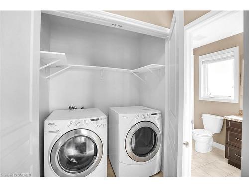 6532 Mary Drive, Niagara Falls, ON - Indoor Photo Showing Laundry Room