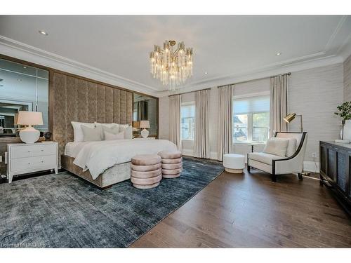 1207 Lakeshore Road W, Oakville, ON - Indoor Photo Showing Bedroom