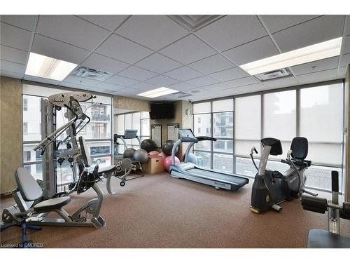 1005-360 Pearl Street, Burlington, ON - Indoor Photo Showing Gym Room