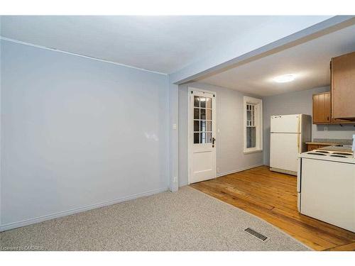 669 Lorne Avenue, London, ON - Indoor Photo Showing Kitchen