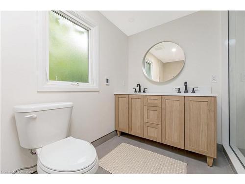 799 Coulson Avenue, Milton, ON - Indoor Photo Showing Bathroom