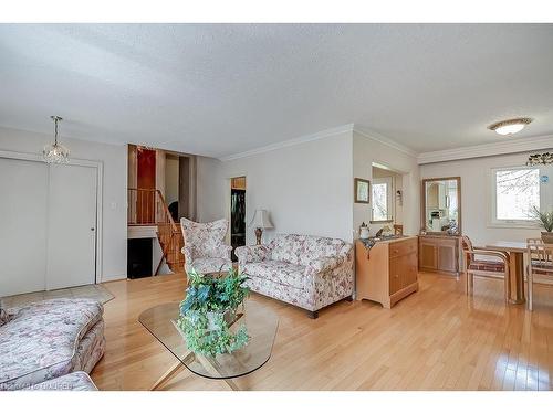 141 Woodhaven Park Drive, Oakville, ON - Indoor Photo Showing Other Room