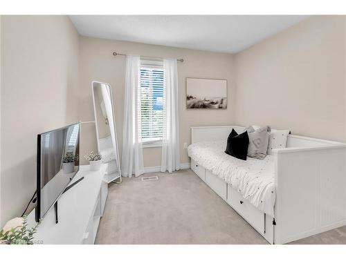 2486 Village Common Drive, Oakville, ON - Indoor Photo Showing Bedroom