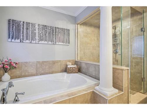 2324 Wuthering Heights Way, Oakville, ON - Indoor Photo Showing Bathroom