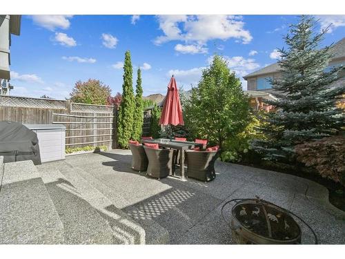 2324 Wuthering Heights Way, Oakville, ON - Outdoor