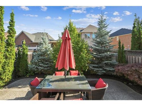 2324 Wuthering Heights Way, Oakville, ON - Outdoor