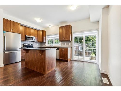 56 Robert Peel Road, Kitchener, ON - Indoor Photo Showing Kitchen