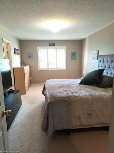 3497 Southwick Street, Mississauga, ON - Indoor Photo Showing Bedroom