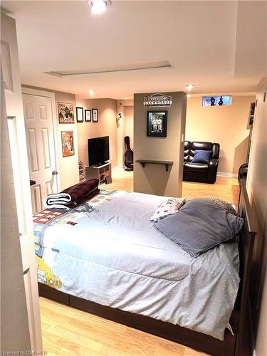 3497 Southwick Street, Mississauga, ON - Indoor Photo Showing Bedroom