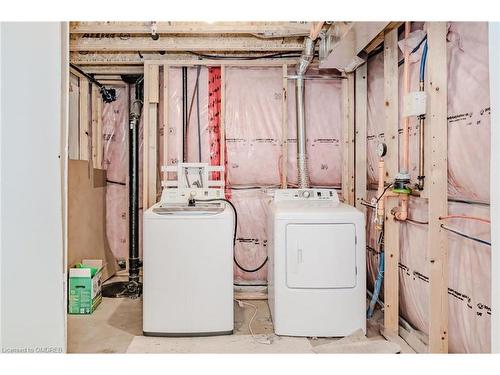 72 Manhattan Court Court, St. Catharines, ON - Indoor Photo Showing Laundry Room