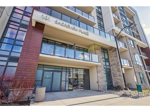 633-101 Shoreview Place, Hamilton, ON - Outdoor