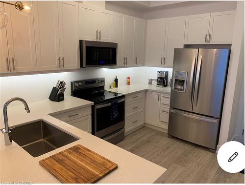 633-101 Shoreview Place, Hamilton, ON - Indoor Photo Showing Kitchen With Stainless Steel Kitchen