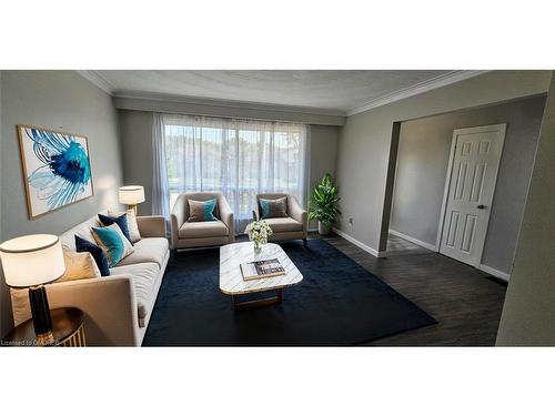 290 Morden Road, Oakville, ON - Indoor Photo Showing Living Room