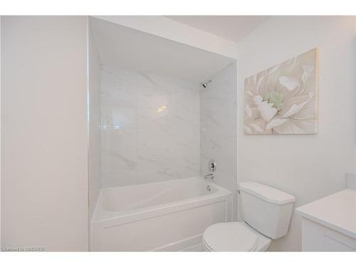 1169 Potters Wheel Crescent, Oakville, ON - Indoor Photo Showing Bathroom