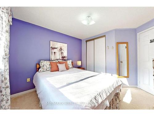 1206 Lindsay Drive, Oakville, ON - Indoor Photo Showing Bedroom