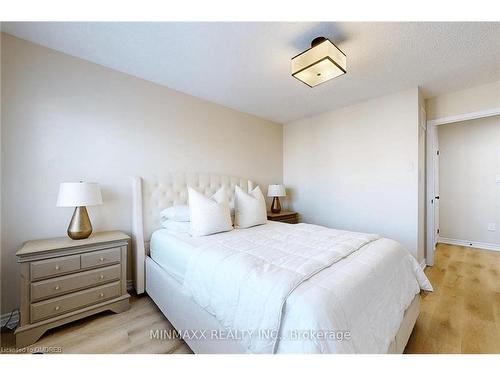 13-1725 Pure Springs Boulevard Boulevard, Pickering, ON - Indoor Photo Showing Bedroom