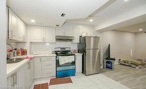 58 Lanark Circle, Brampton, ON - Indoor Photo Showing Kitchen With Double Sink