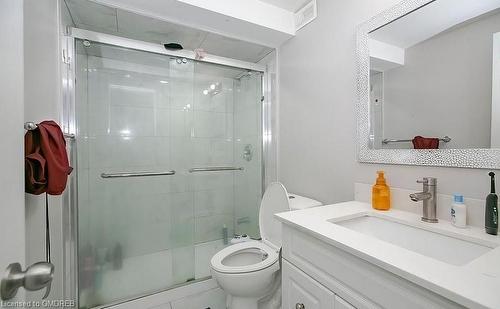 58 Lanark Circle, Brampton, ON - Indoor Photo Showing Bathroom