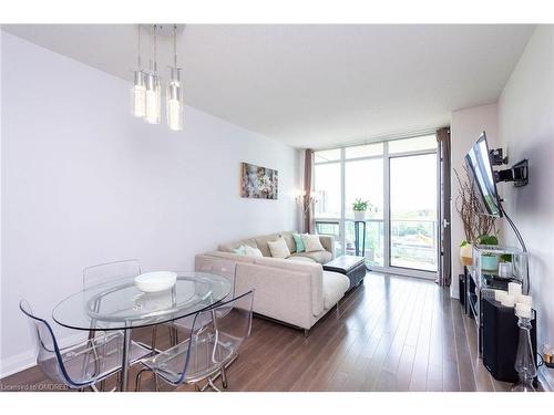 710-1055 Southdown Road, Mississauga, ON - Indoor