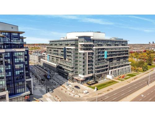 418-395 Dundas Street, Oakville, ON - Outdoor With Balcony