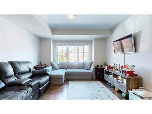 280 Sarah Cline Drive, Oakville, ON - Indoor Photo Showing Living Room