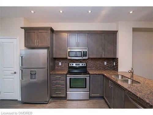 63-541 Winston Road, Grimsby, ON - Indoor Photo Showing Kitchen With Double Sink