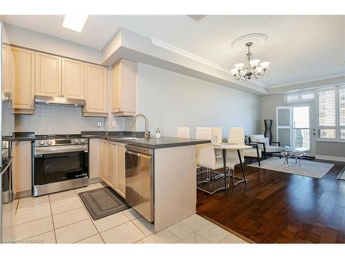 25 Kingsbridge Gardens Circle, Mississauga, ON - Indoor Photo Showing Kitchen With Stainless Steel Kitchen