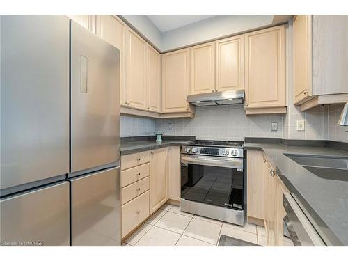 25 Kingsbridge Gardens Circle, Mississauga, ON - Indoor Photo Showing Kitchen With Stainless Steel Kitchen With Double Sink