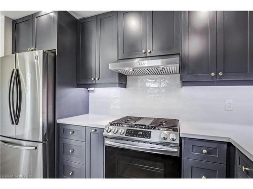 5392 Sheldon Park Drive, Burlington, ON - Indoor Photo Showing Kitchen