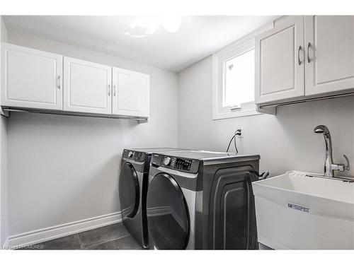 5392 Sheldon Park Drive, Burlington, ON - Indoor Photo Showing Laundry Room