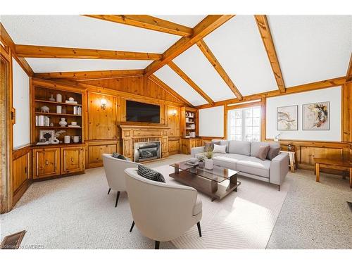 211 Mclaren Road, Milton, ON - Indoor With Fireplace