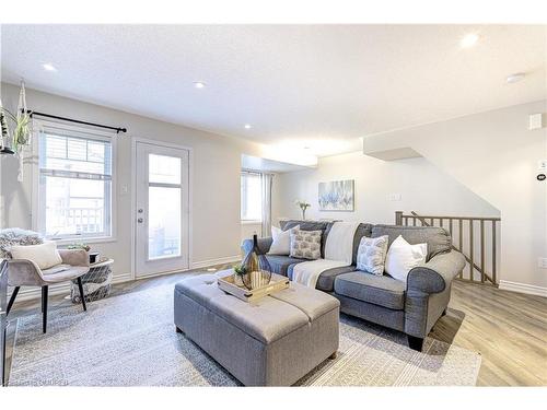 307 Ellen Davidson Drive, Oakville, ON 