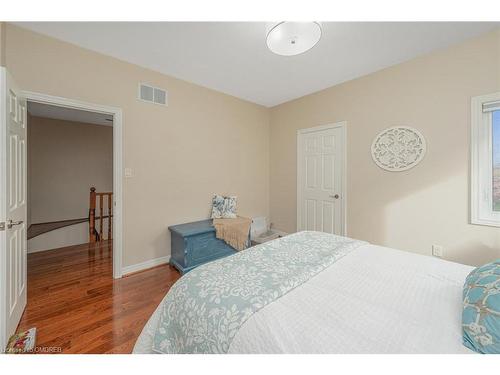 10 Orchid Avenue, Georgetown, ON - Indoor Photo Showing Bedroom