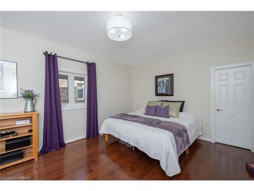 10 Orchid Avenue, Georgetown, ON - Indoor Photo Showing Bedroom