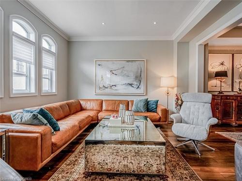 184 Dorval Drive, Oakville, ON - Indoor Photo Showing Living Room