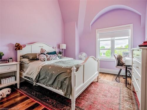 184 Dorval Drive, Oakville, ON - Indoor Photo Showing Bedroom