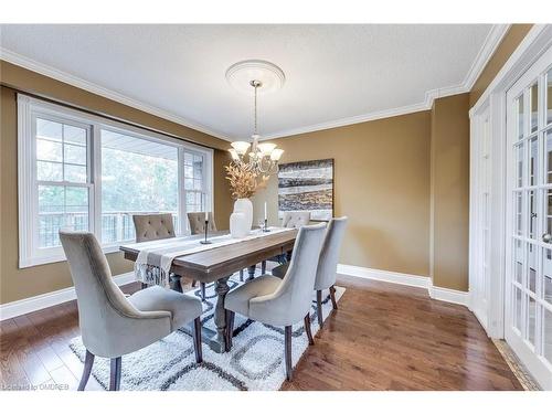 1312 Fieldcrest Lane, Oakville, ON - Indoor Photo Showing Dining Room