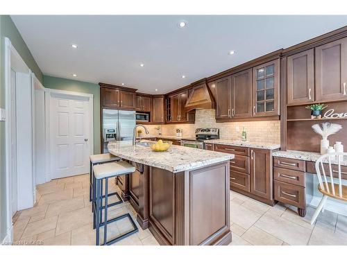 1312 Fieldcrest Lane, Oakville, ON - Indoor Photo Showing Kitchen