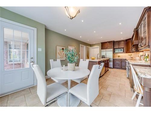 1312 Fieldcrest Lane, Oakville, ON - Indoor Photo Showing Dining Room