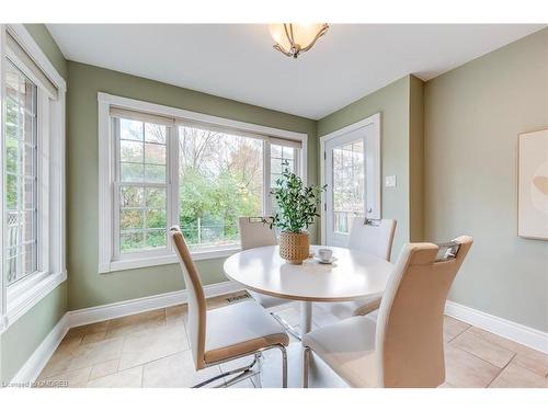 1312 Fieldcrest Lane, Oakville, ON - Indoor Photo Showing Dining Room