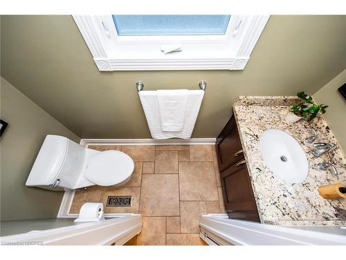 1312 Fieldcrest Lane, Oakville, ON - Indoor Photo Showing Bathroom