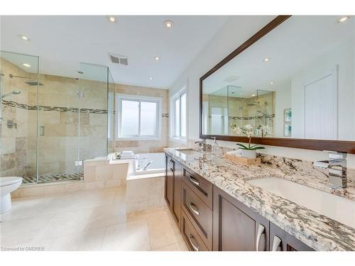 1312 Fieldcrest Lane, Oakville, ON - Indoor Photo Showing Bathroom