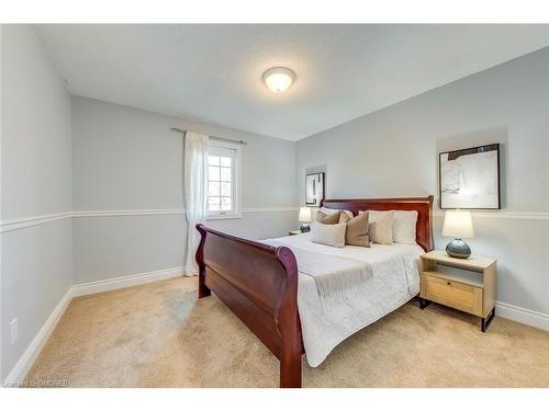 1312 Fieldcrest Lane, Oakville, ON - Indoor Photo Showing Bedroom