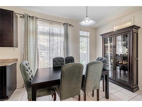 5471 Bellaggio Crescent, Mississauga, ON - Indoor Photo Showing Dining Room