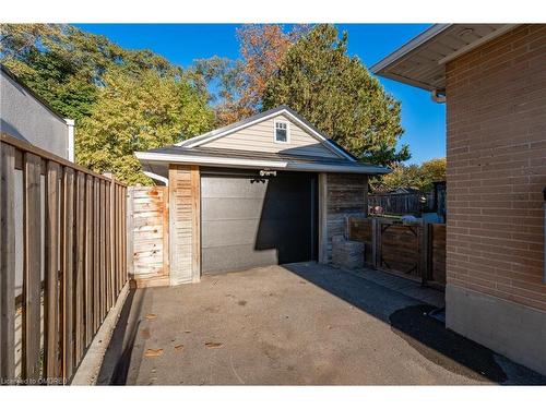 433 Pinegrove Road, Oakville, ON - Outdoor With Exterior