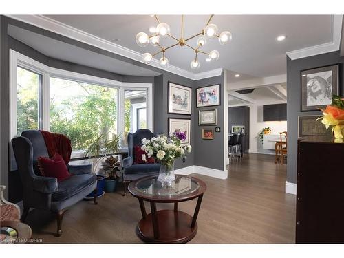 416 Trafalgar Road, Oakville, ON - Indoor Photo Showing Living Room